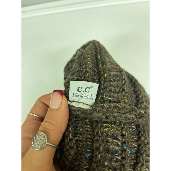 C.C. Women’s Pom Pom Beanie - Picture 5 of 5